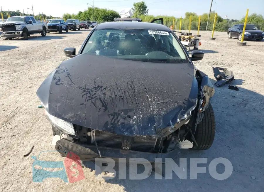3VW2B7AJ2HM343482 Photo# 5