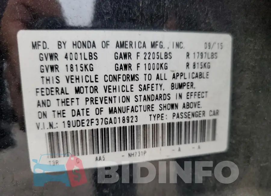 19UDE2F37GA018923 Photo# 12