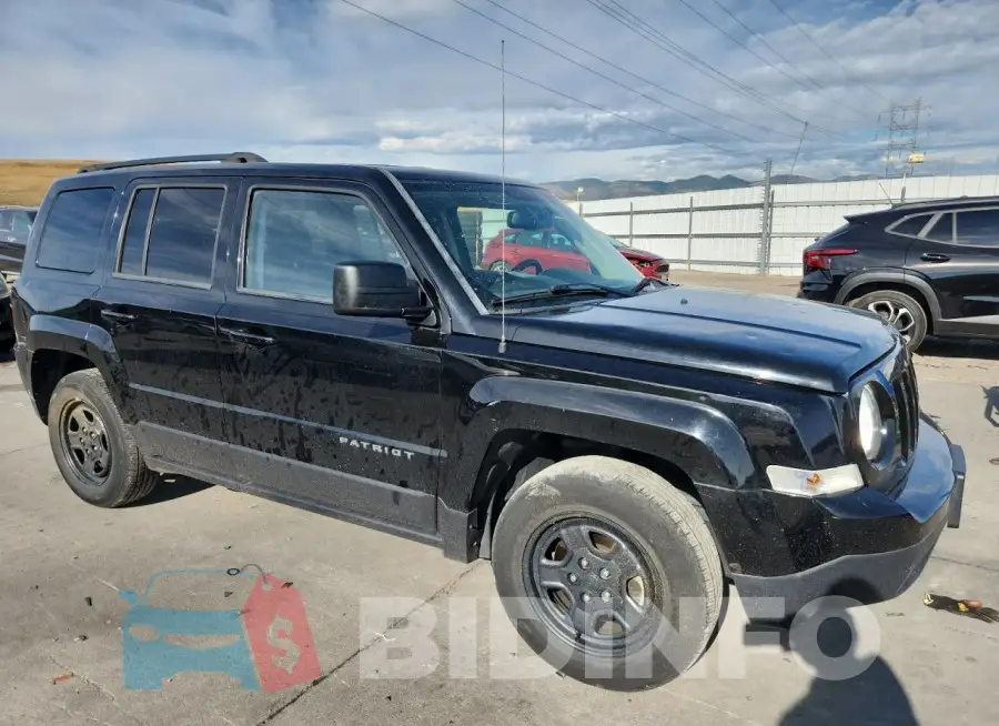 1C4NJPBB5GD532423 Photo# 4