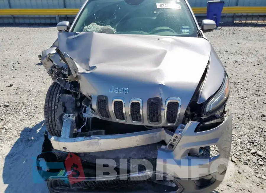 1C4PJLCB3JD537238 Photo# 11