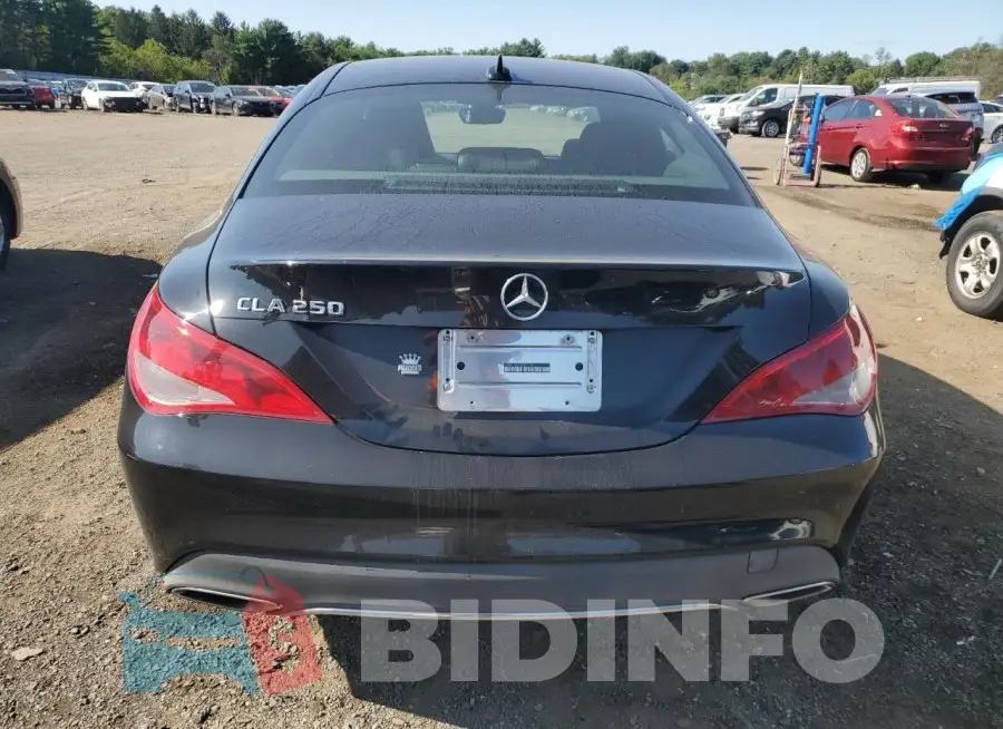 WDDSJ4EB6JN576158 Photo# 6