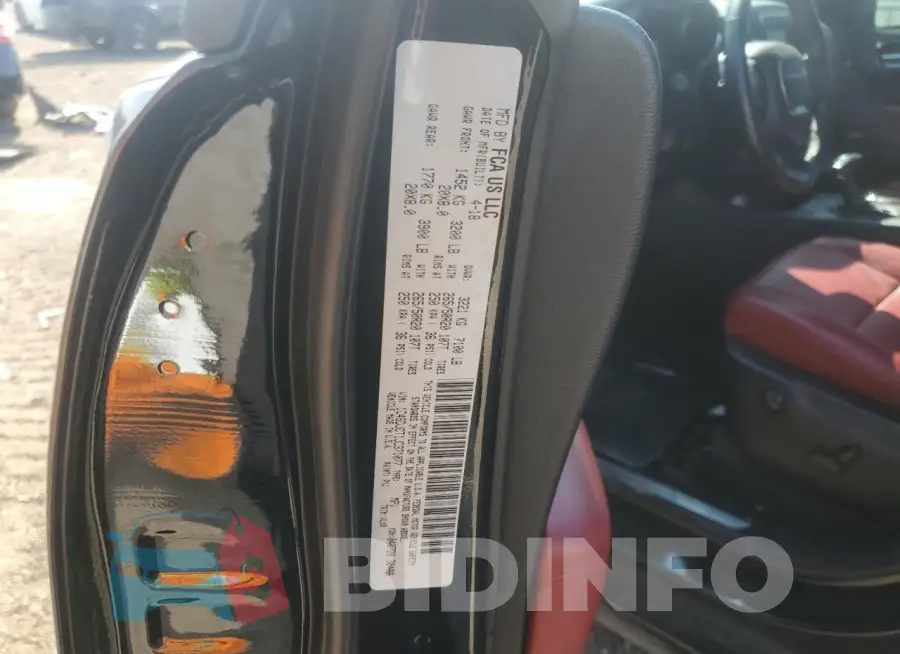 1C4SDJCT1JC371077 Photo# 13