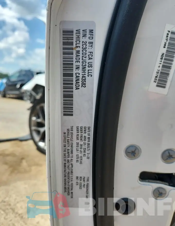 2C3CDZJG3NH143582 Photo# 12