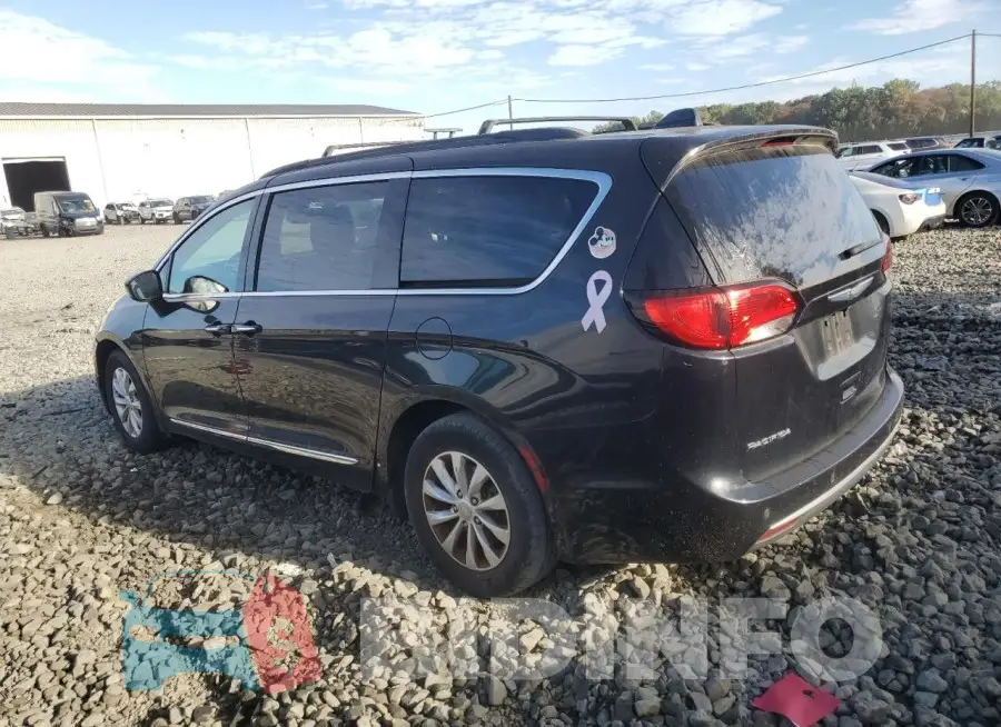 2C4RC1BG5HR565392 Photo# 2