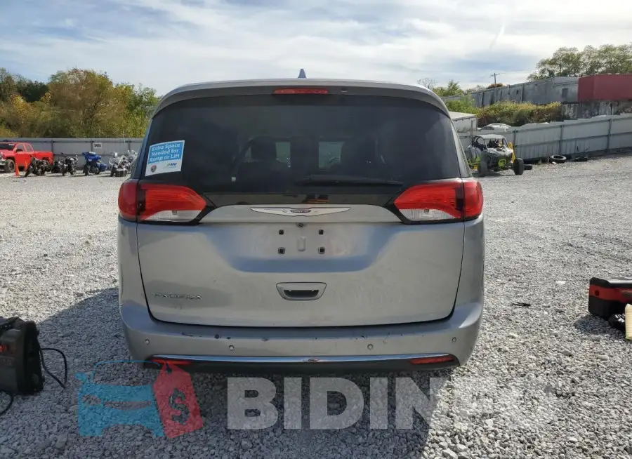 2C4RC1FG9JR279447 Photo# 6