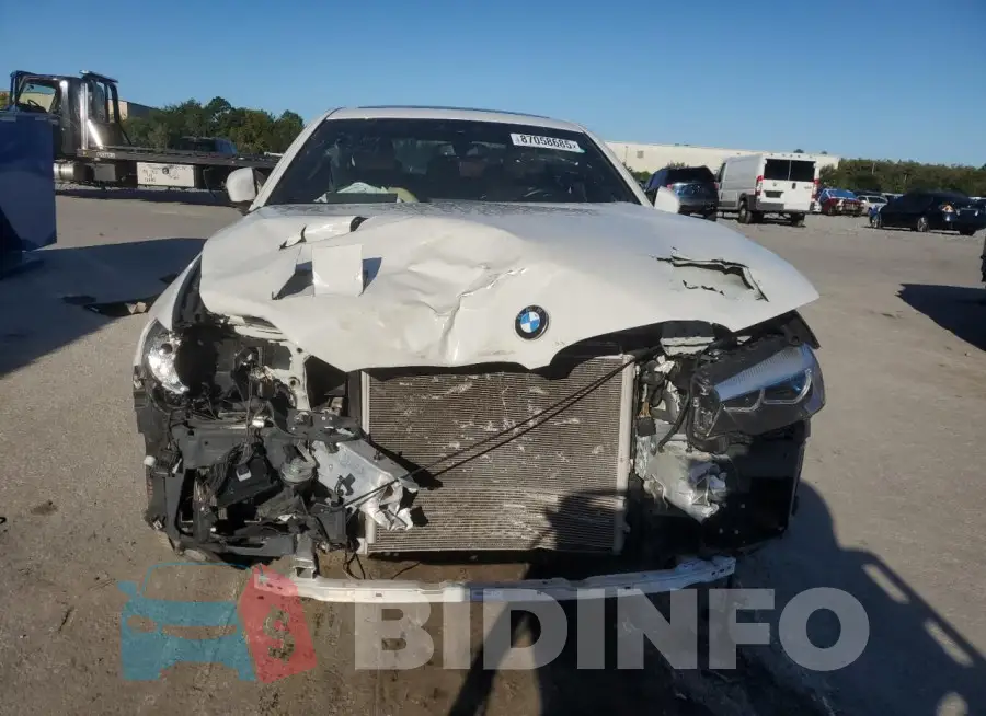 WBAJA9C55JB252052 Photo# 5