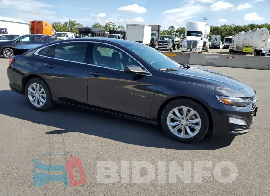 1G1ZD5ST9PF188033 Photo# 4