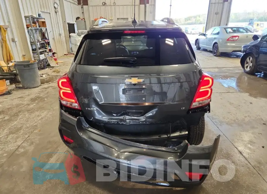 KL7CJLSB7JB683991 Photo# 6