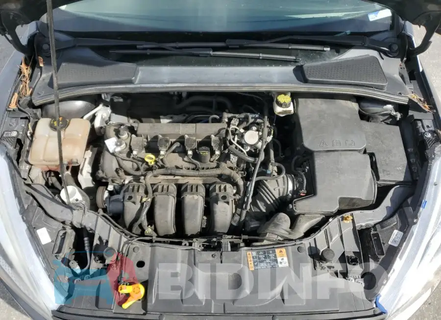 1FADP3F2XJL275761 Photo# 11