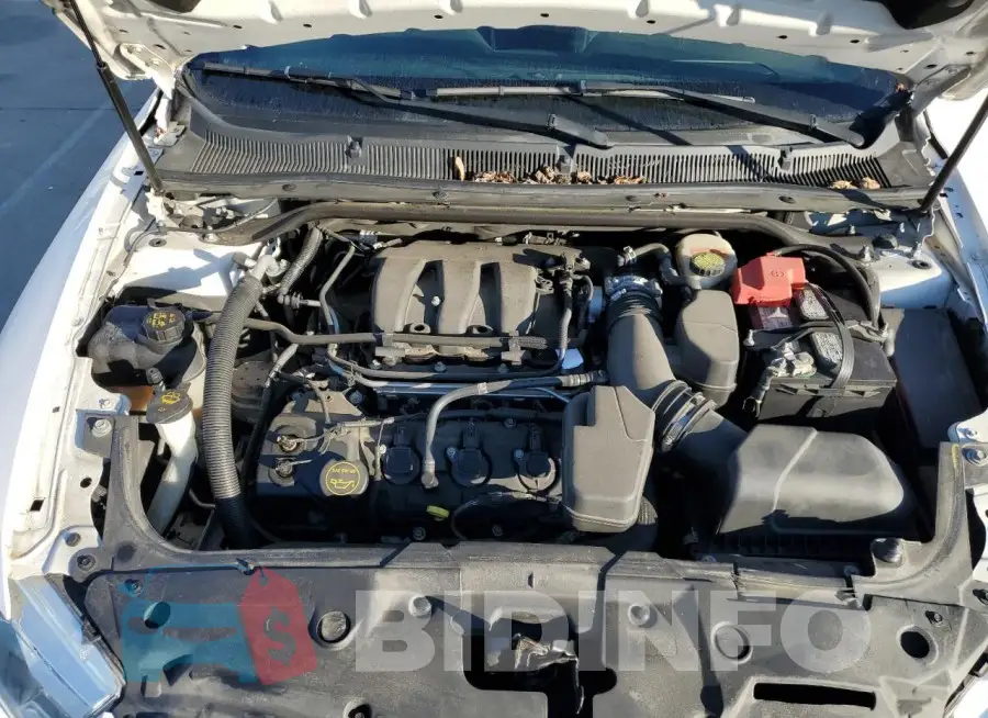 1FAHP2J88GG123700 Photo# 11