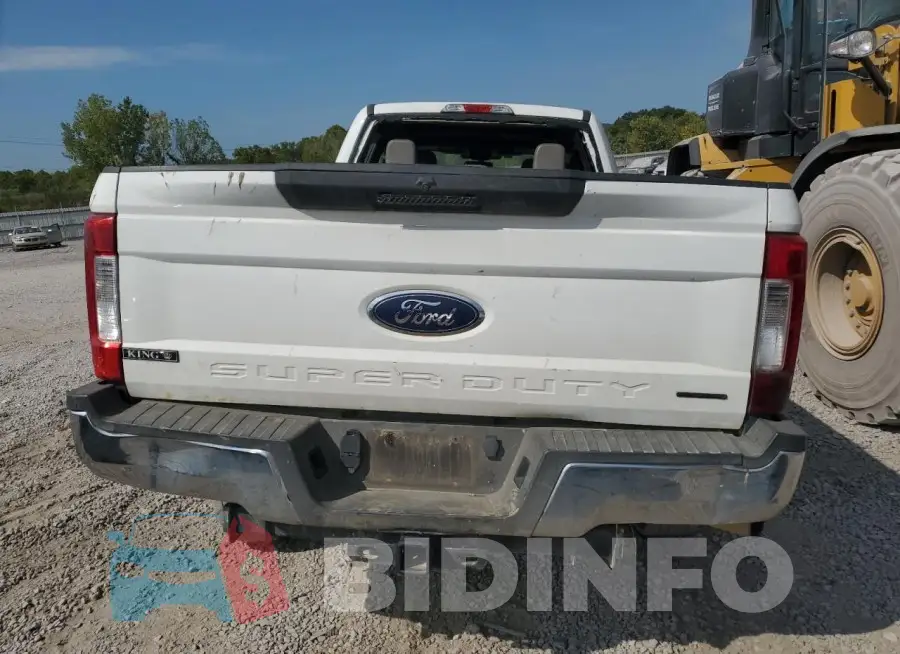1FT7W2B66KED39474 Photo# 6