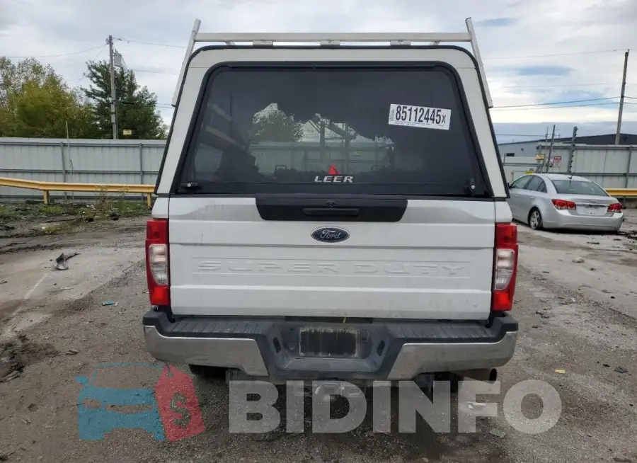 1FT7W2B6XNED35562 Photo# 6