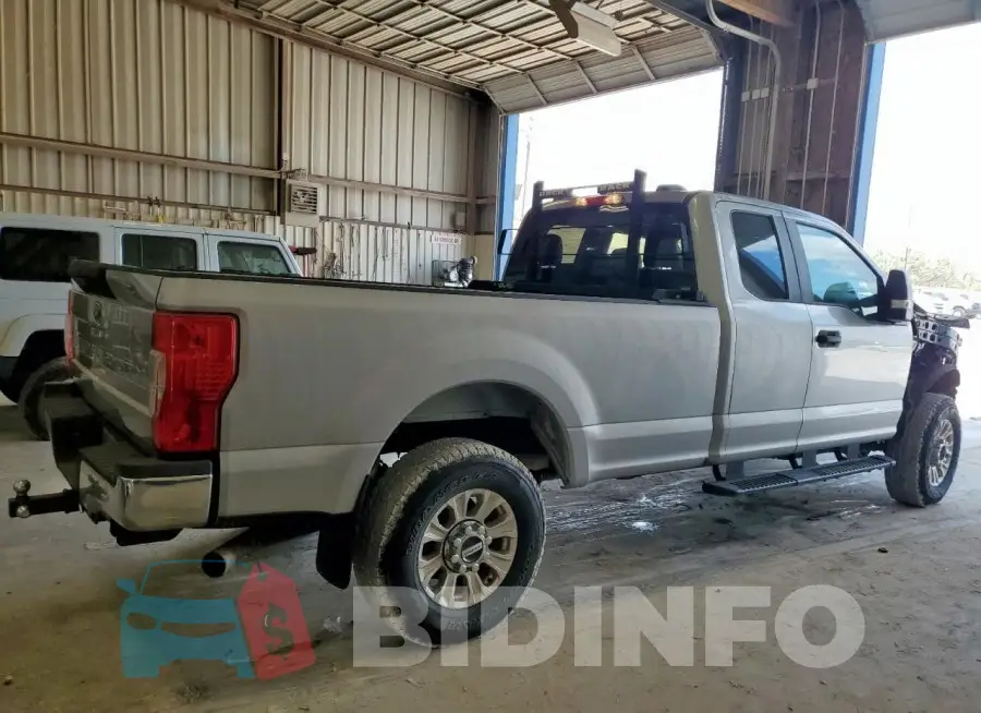 1FT7X2B69NEF28668 Photo# 3