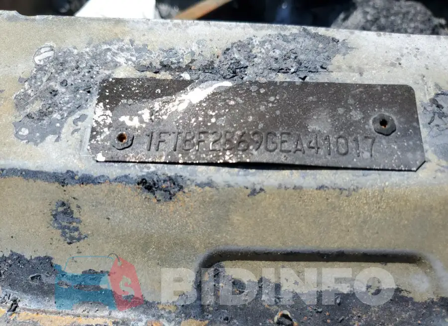 1FTBF2B69GEA41017 Photo# 12