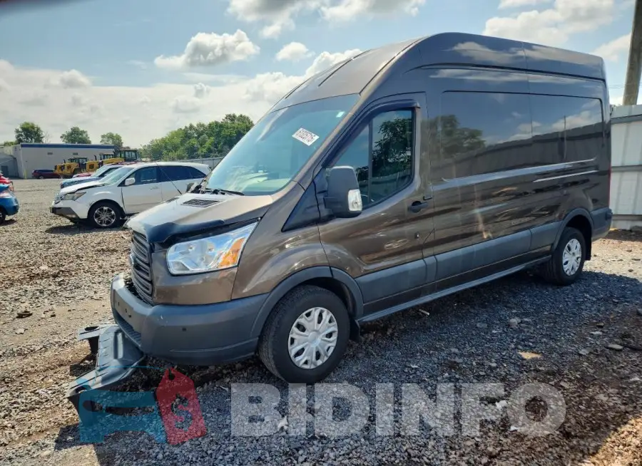 1FTYR2XV8HKA13794 Photo# 1