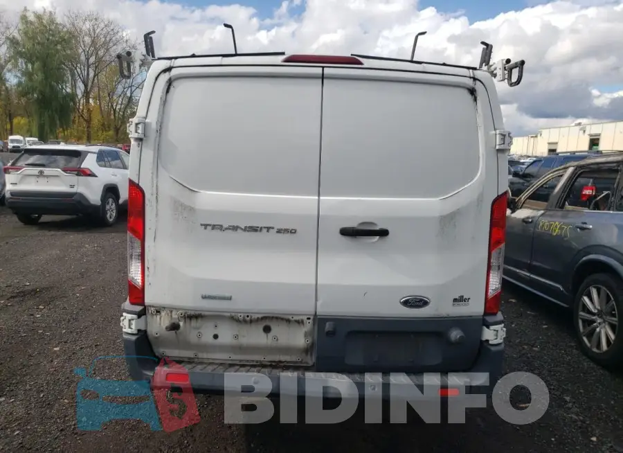 1FTYR2ZG8GKA40068 Photo# 6
