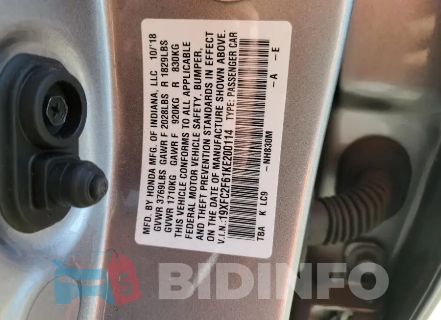 19XFC2F61KE200114 Photo# 12