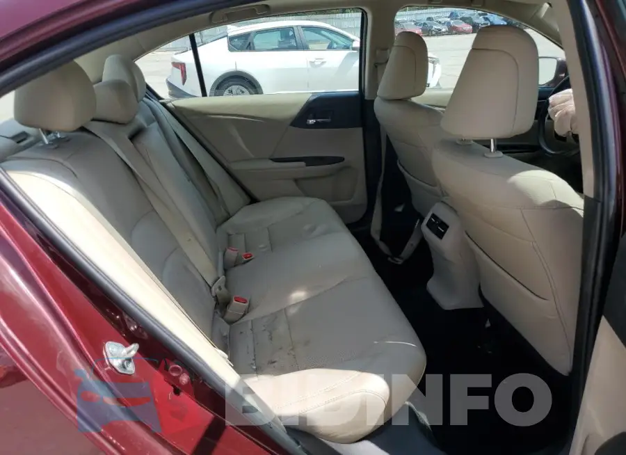 1HGCR2F81HA207032 Photo# 10
