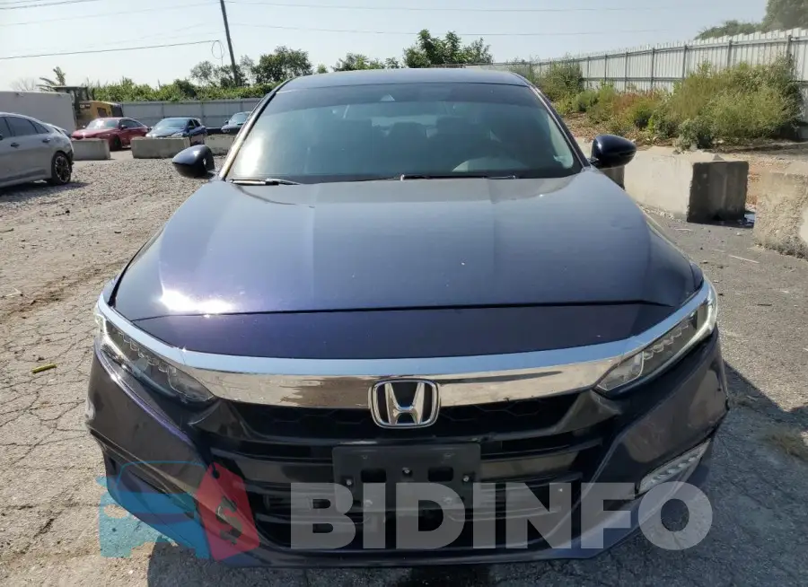 1HGCV1F52KA135521 Photo# 5