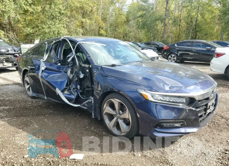 1HGCV2F90JA800262 Photo# 4