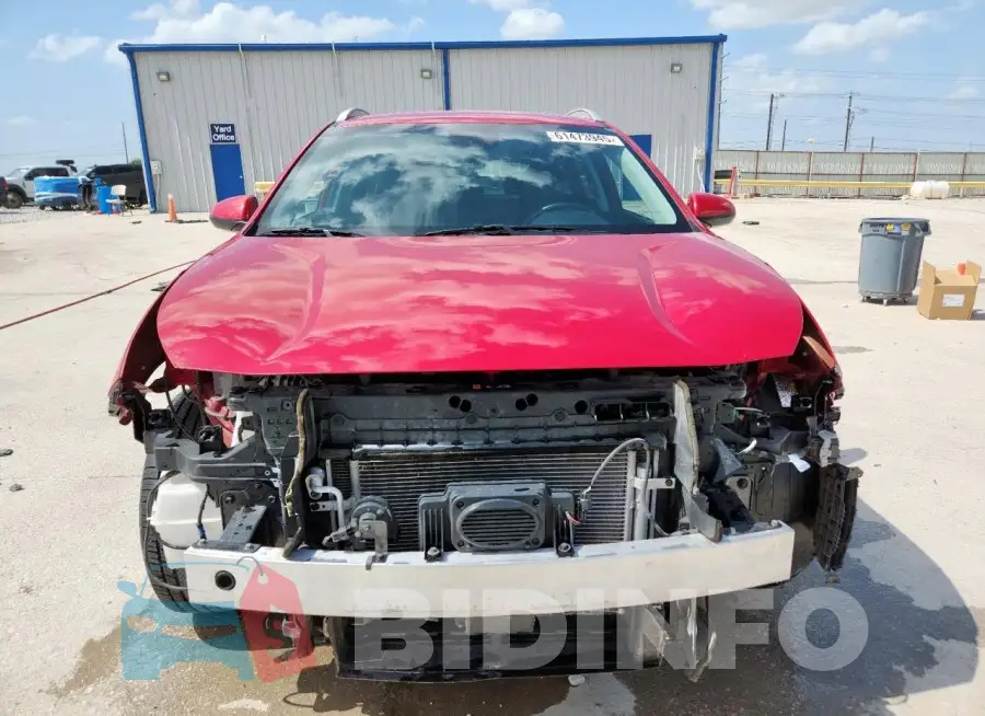 KNDCB3LCXJ5125025 Photo# 5