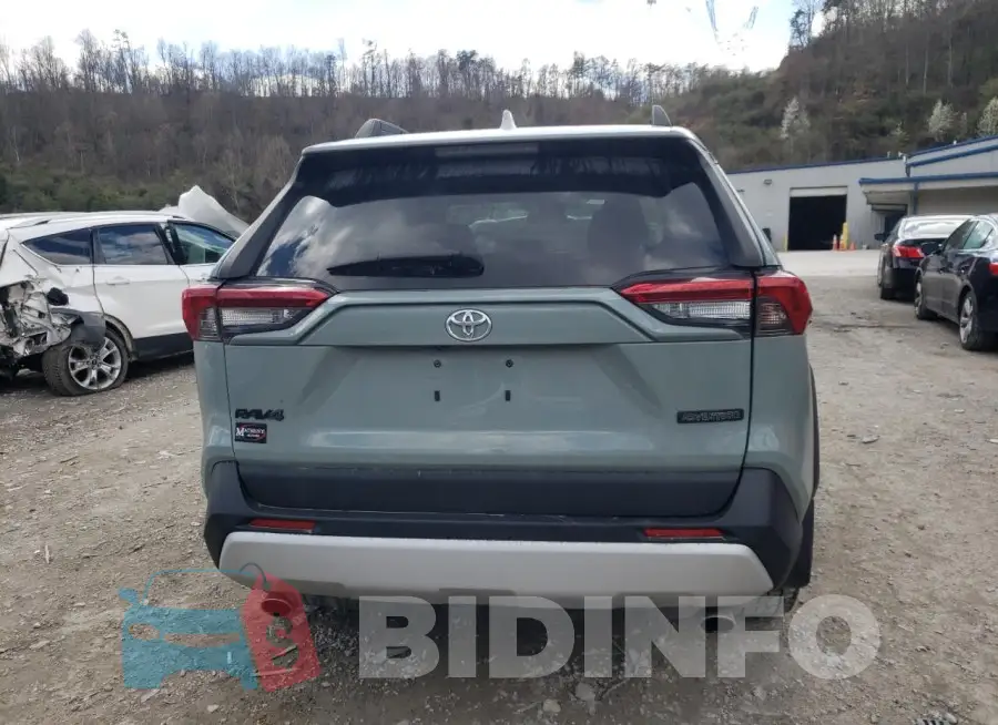 2T3J1RFV8KW052614 Photo# 6