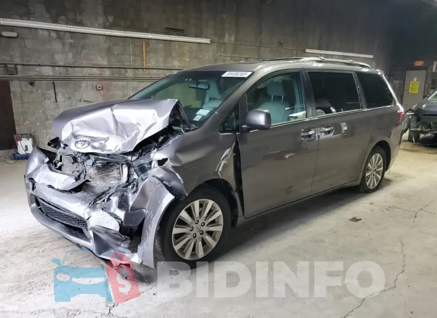 5TDDK3DCXGS131767 Photo# 1
