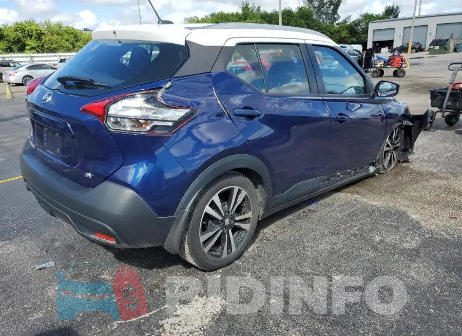 3N1CP5CU1JL534250 Photo# 3