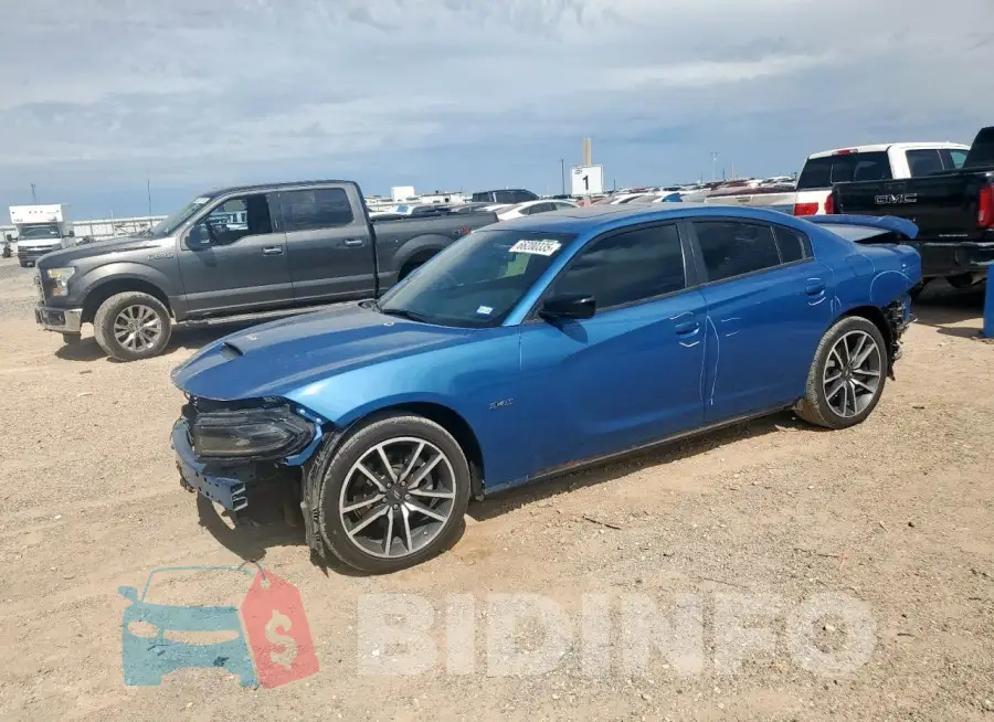 2C3CDXCT3PH643856 Photo# 1