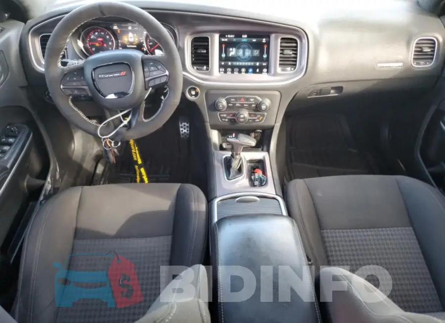 2C3CDXCT7KH643125 Photo# 8