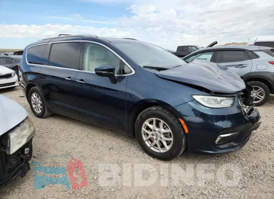 2C4RC1BG8MR601196 Photo# 4
