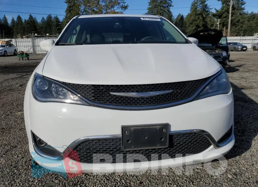 2C4RC1FG2JR126425 Photo# 5