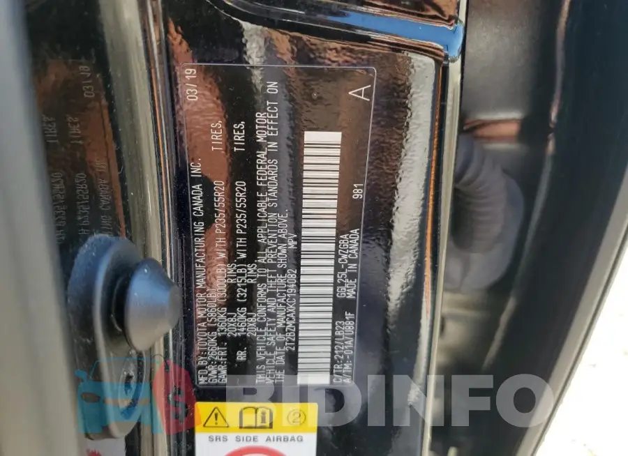 2T2BZMCAXKC194082 Photo# 13