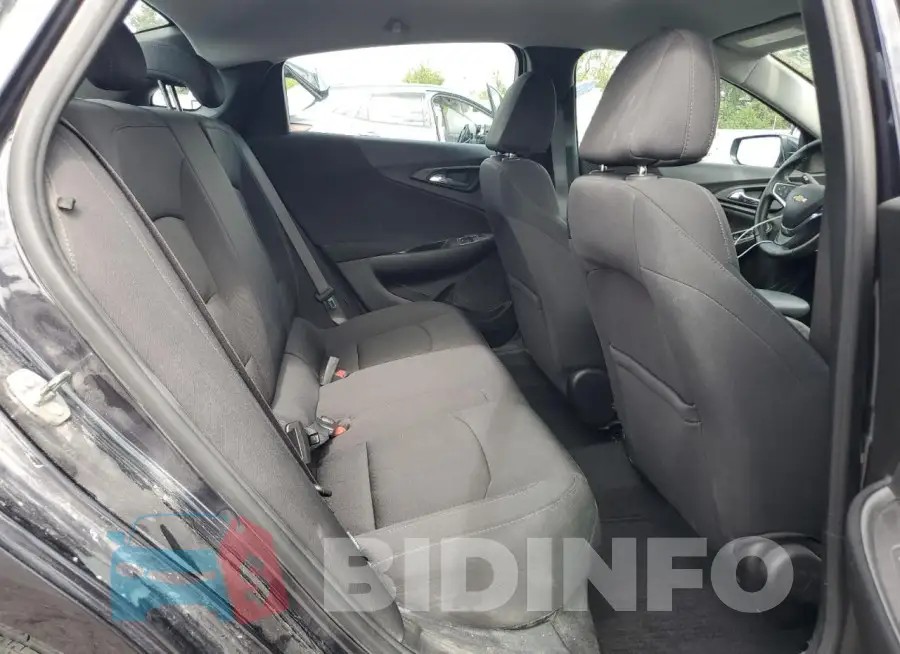 1G1ZG5ST6NF204757 Photo# 10