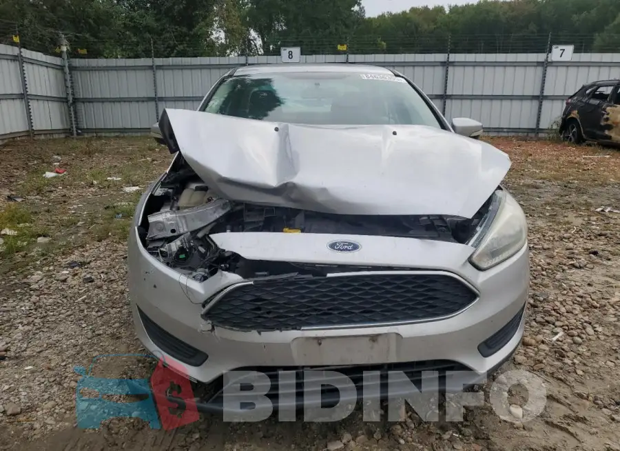 1FADP3F21HL272483 Photo# 5