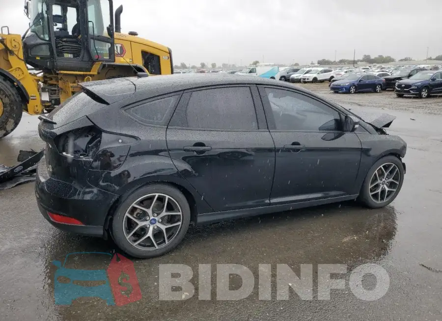 1FADP3M2XJL261216 Photo# 3