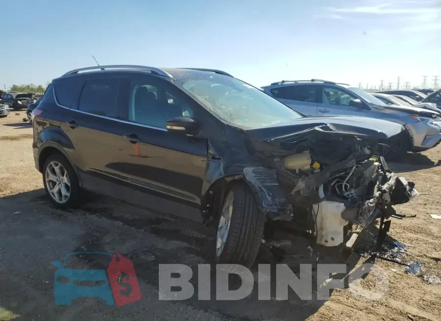 1FMCU0J95JUD01304 Photo# 4