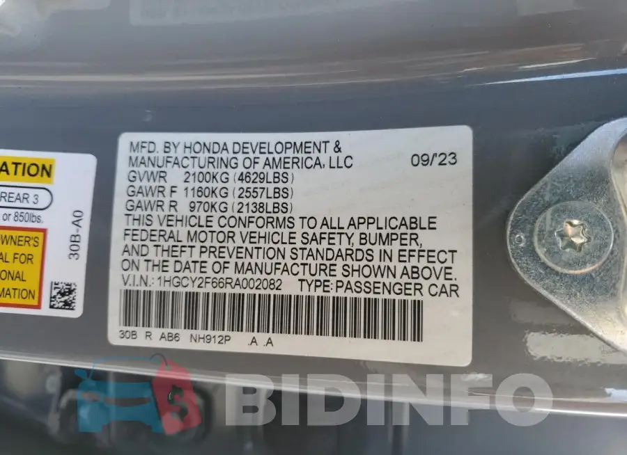 1HGCY2F66RA002082 Photo# 12