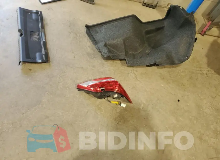 ML32F4FJ3KHF00615 Photo# 12