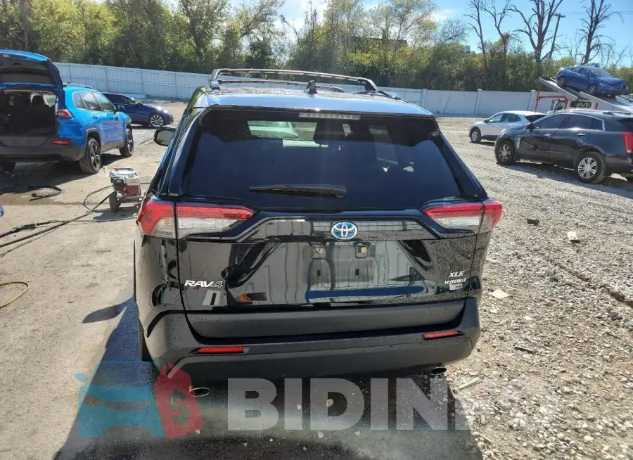 JTMRWRFV8MD125209 Photo# 6