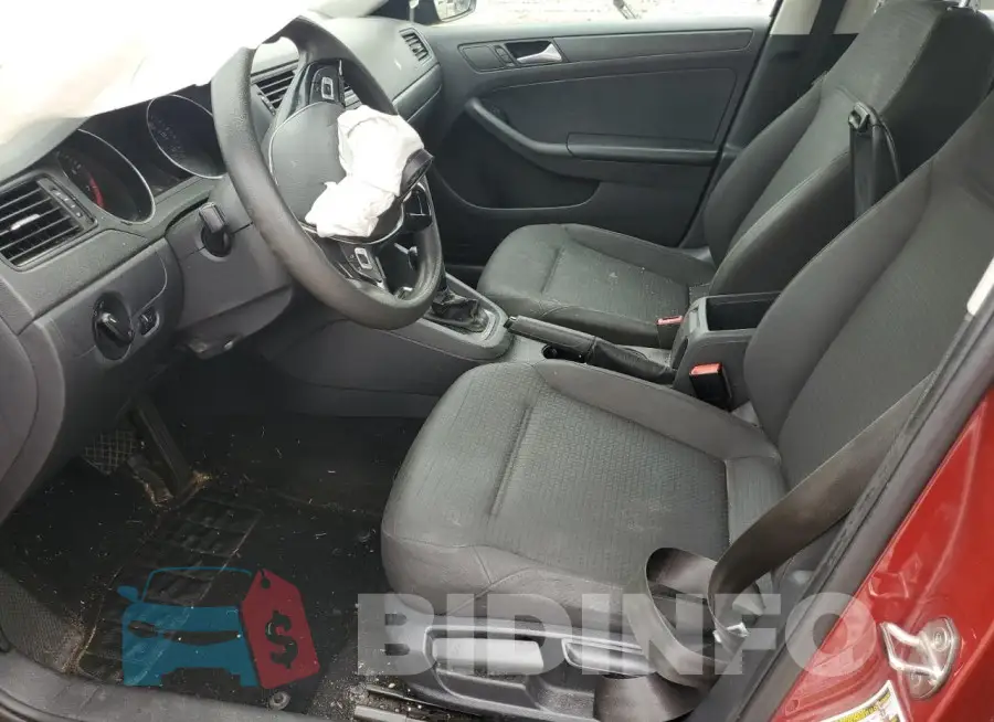 3VW267AJ2GM213463 Photo# 7