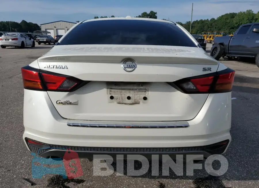 1N4BL4CV1KC130343 Photo# 6