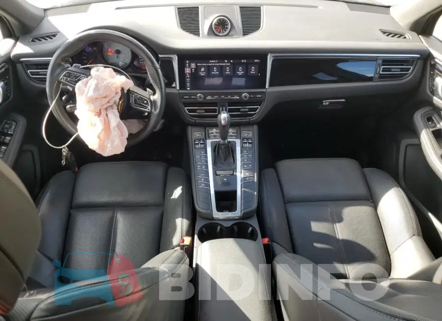 WP1AB2A57MLB37220 Photo# 8