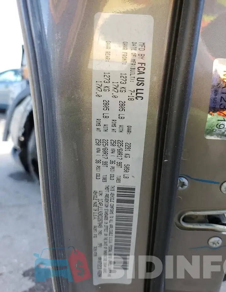 1C4PJLLN3KD267049 Photo# 14