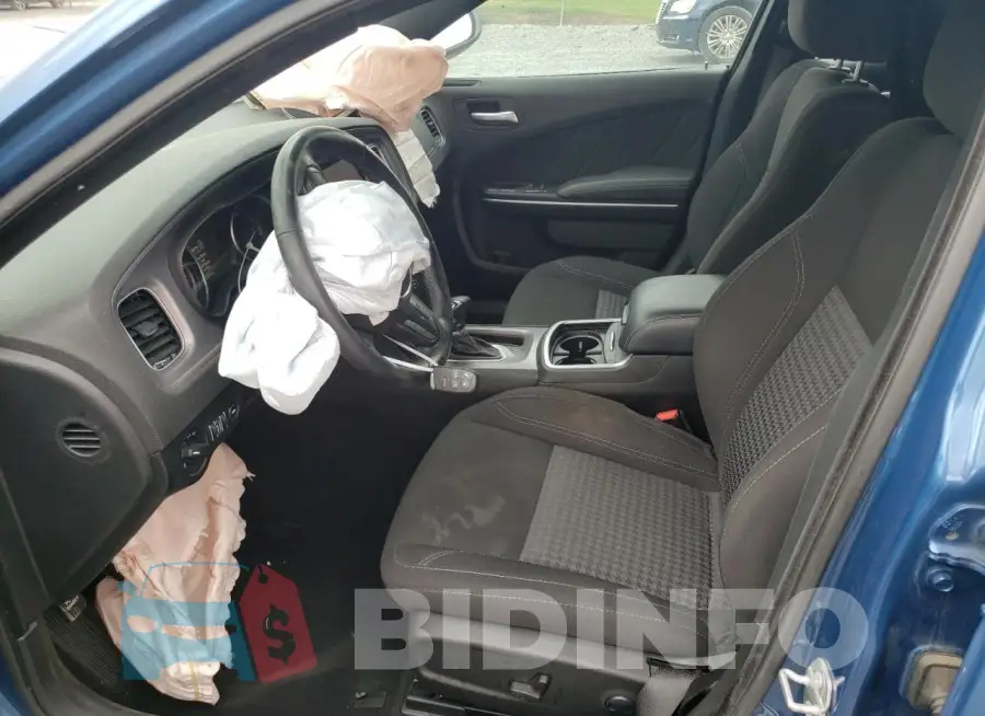 2C3CDXBG6PH504728 Photo# 7