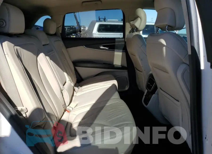 2LMTJ8LPXGBL53744 Photo# 10