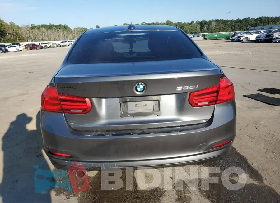 WBA8A9C53GK617917 Photo# 6