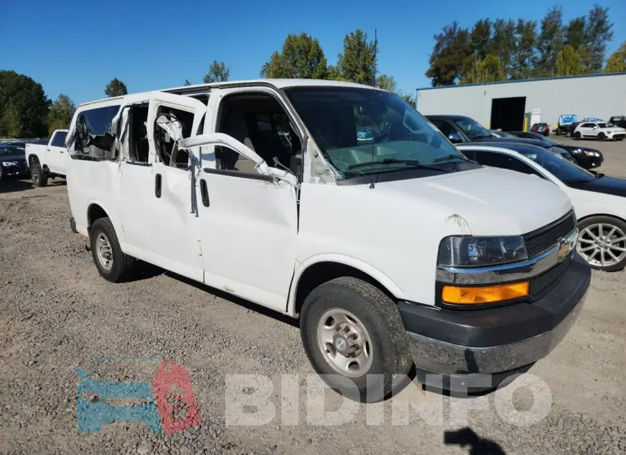 1GAWGFFG4J1274285 Photo# 4