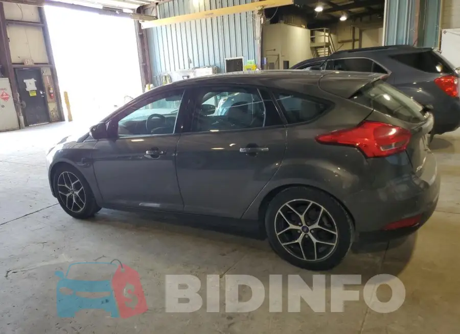 1FADP3M23JL239073 Photo# 2