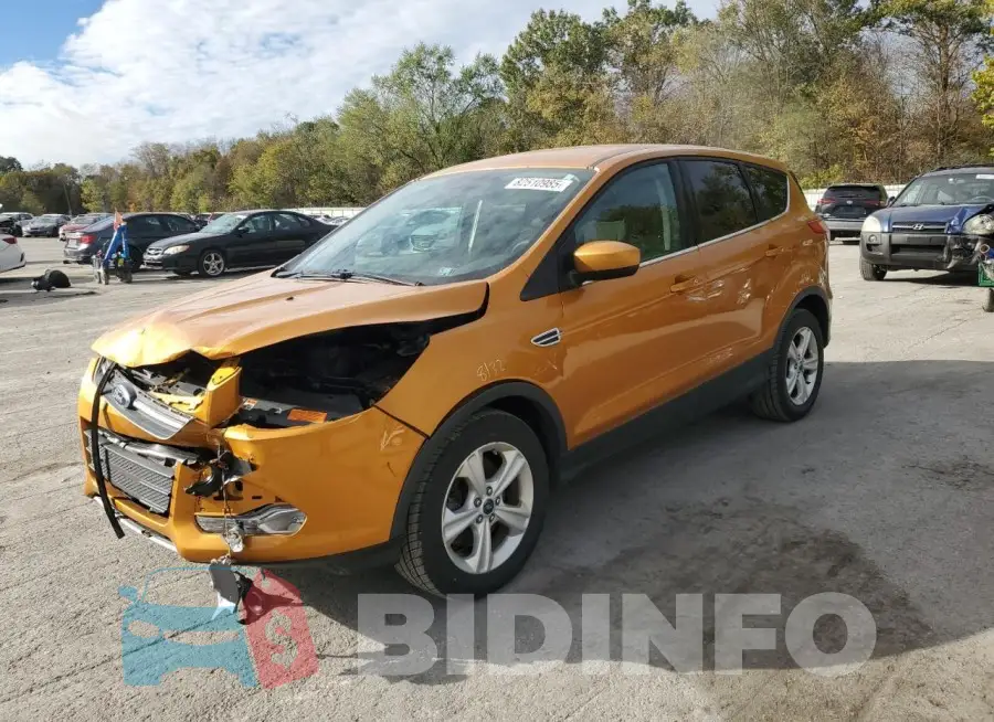 1FMCU9GX9GUA73715 Photo# 1